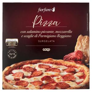 Pizza con salamino piccante, mozzarella e scaglie di Parmigiano Reggiano Surgelata 1 pizza 410 g