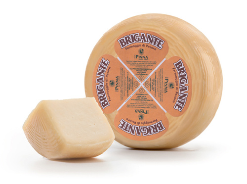 FORMAGGIO PECORINO BRIGANTE PINNA