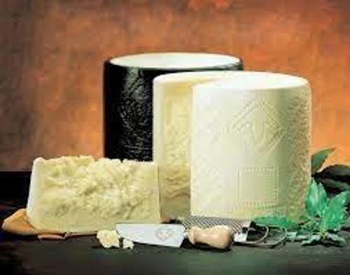 PECORINO ROMANO DOP FORME NERO